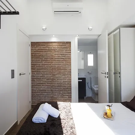 Ab Paral-Lel Spacious Apartments Apartment *