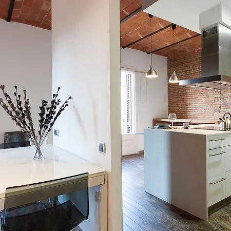 Ab Paral-Lel Spacious Apartments *