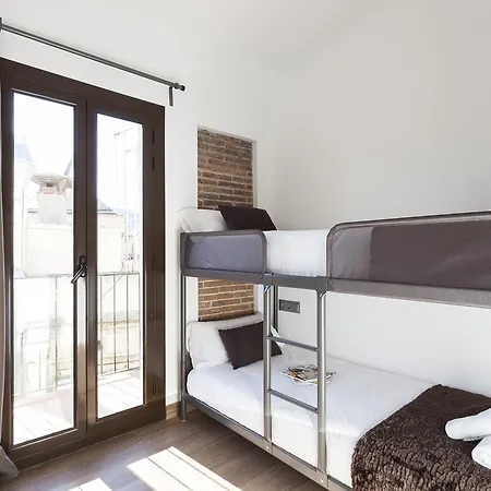 Ab Paral-Lel Spacious Apartments *
