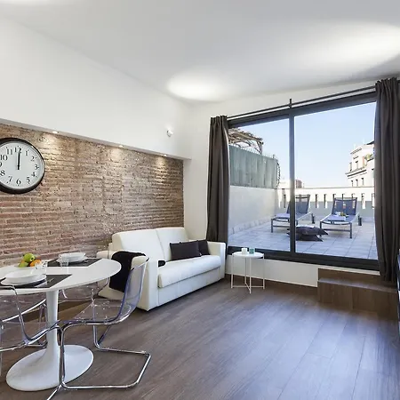 Ab Paral-Lel Spacious Apartments