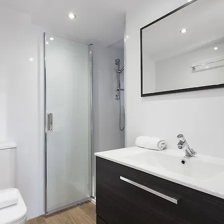 Ab Paral-Lel Spacious Apartments *